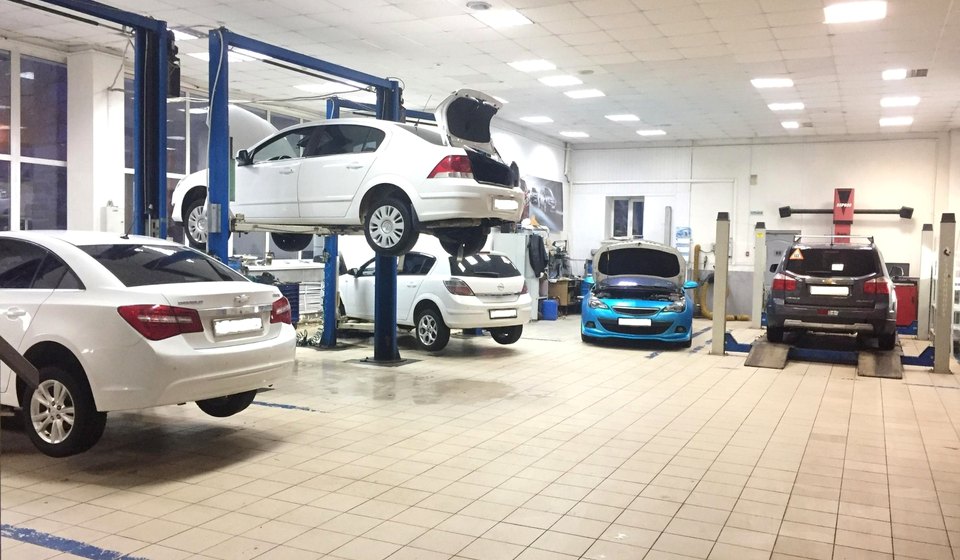 Техническое обслуживание автомобиля в техцентре Премьера